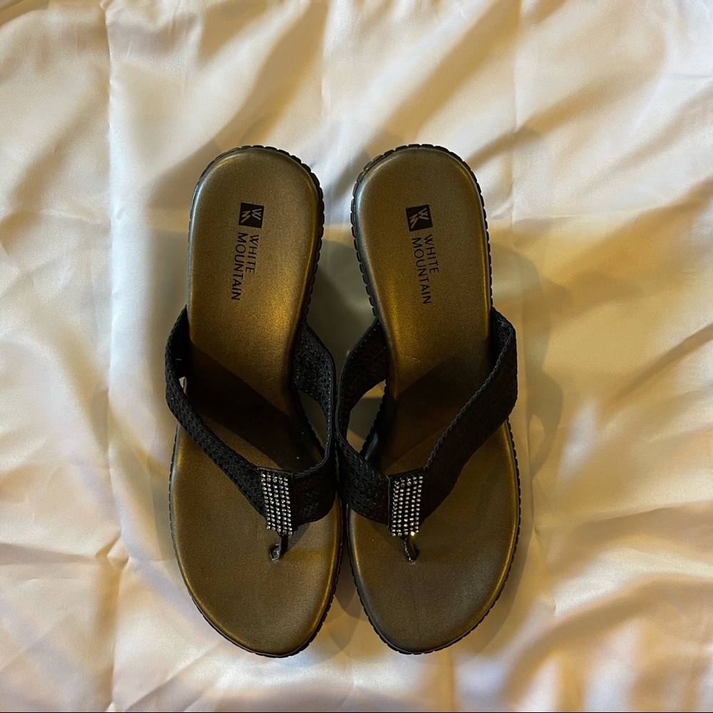 White Mountain Dressy wedge flip flop sandals in Black